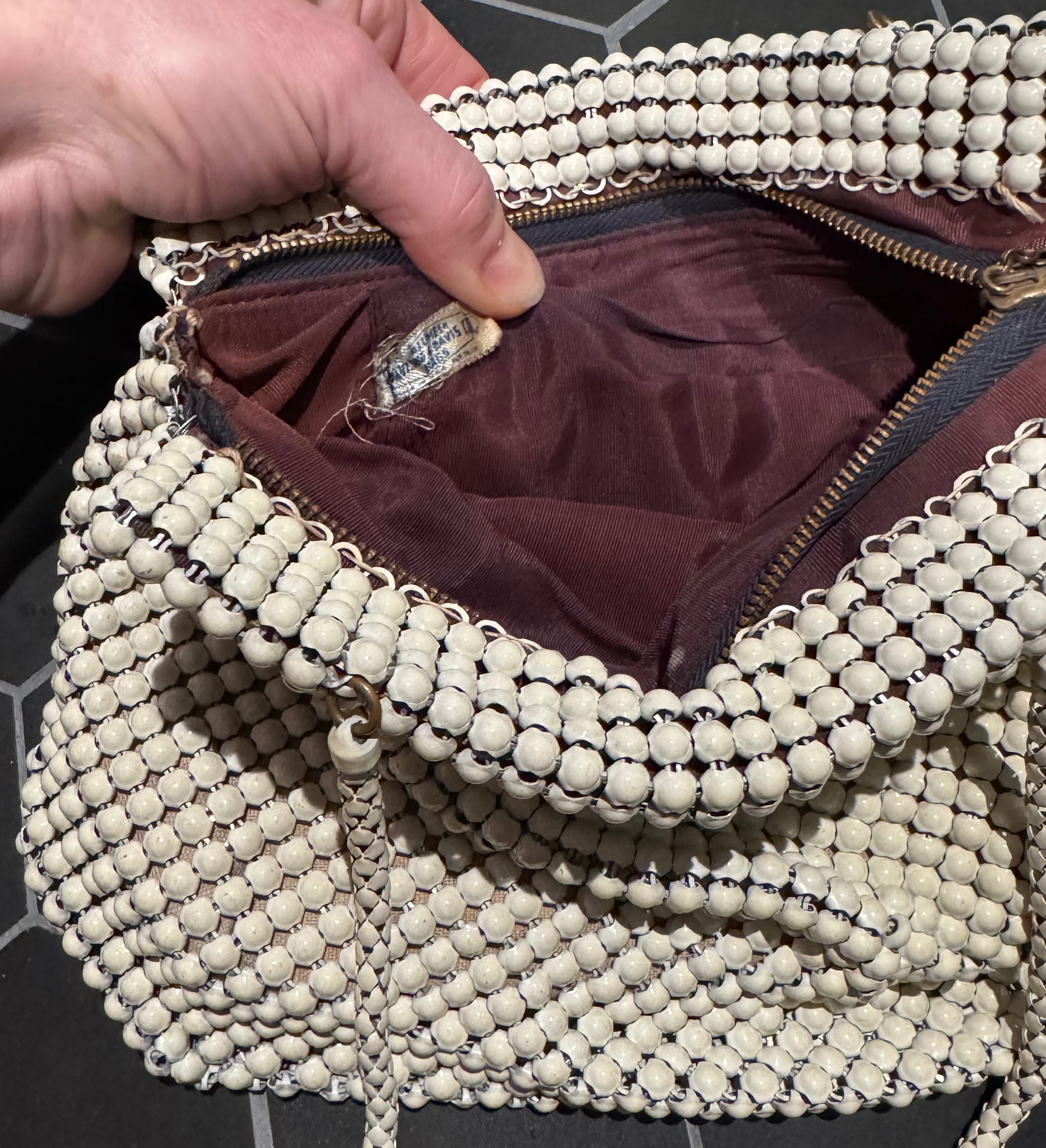 1940s 1950s vintage Whiting & Davis ALUMESH handbag purse white metal mesh bag