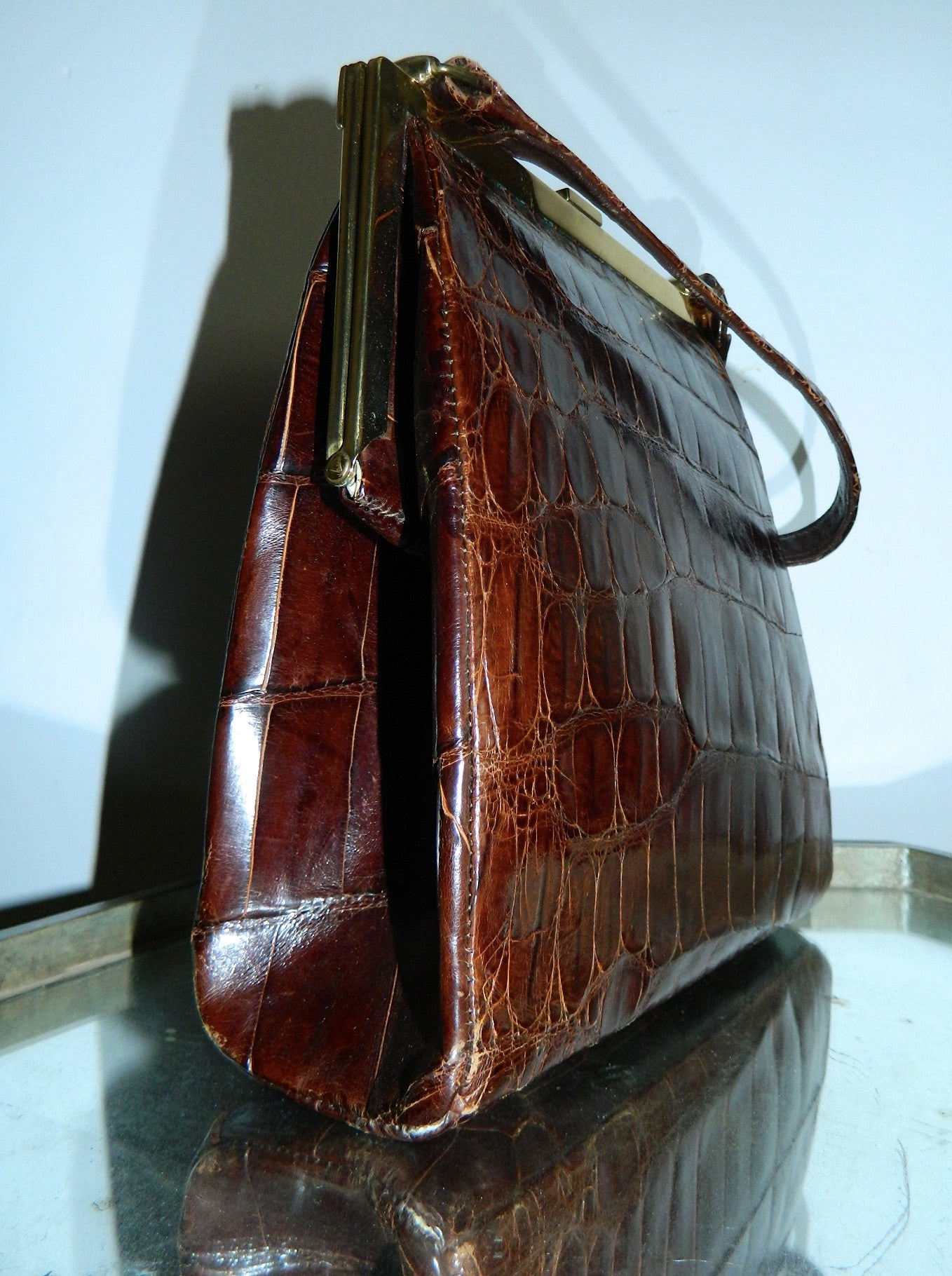 vintage 1960s brown ALLIGATOR handbag gold frame purse