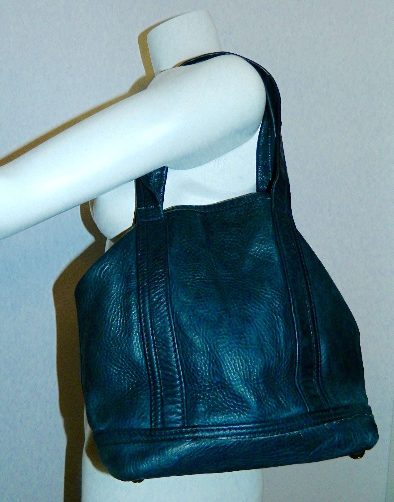 vintage blue saddle leather tote bag Lee Stemer for Ronay handbag purse 1970s