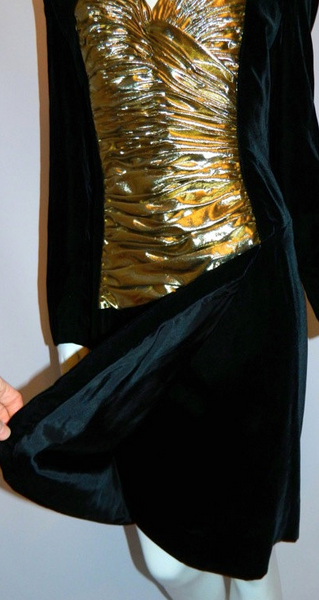 green emerald velvet dress vintage 1980s Vicky Tiel dress black velvet cocktail dress gold bustie –  Retro Trend Vintage
