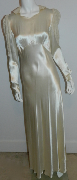 Art Deco silk satin wedding gown 1930s bias cut ivory button back dres   Retro Trend Vintage