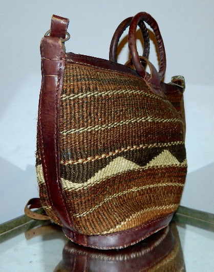 Vintage shop woven bag