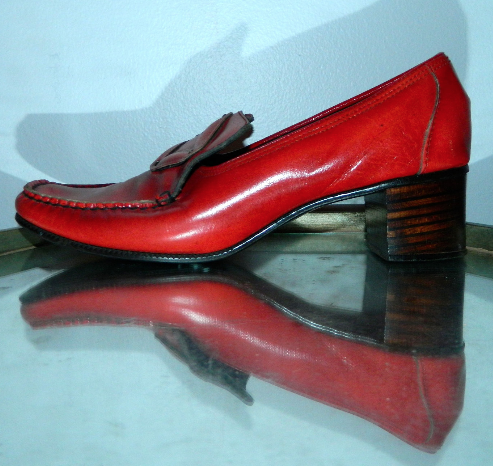 Red vintage shoes outlet