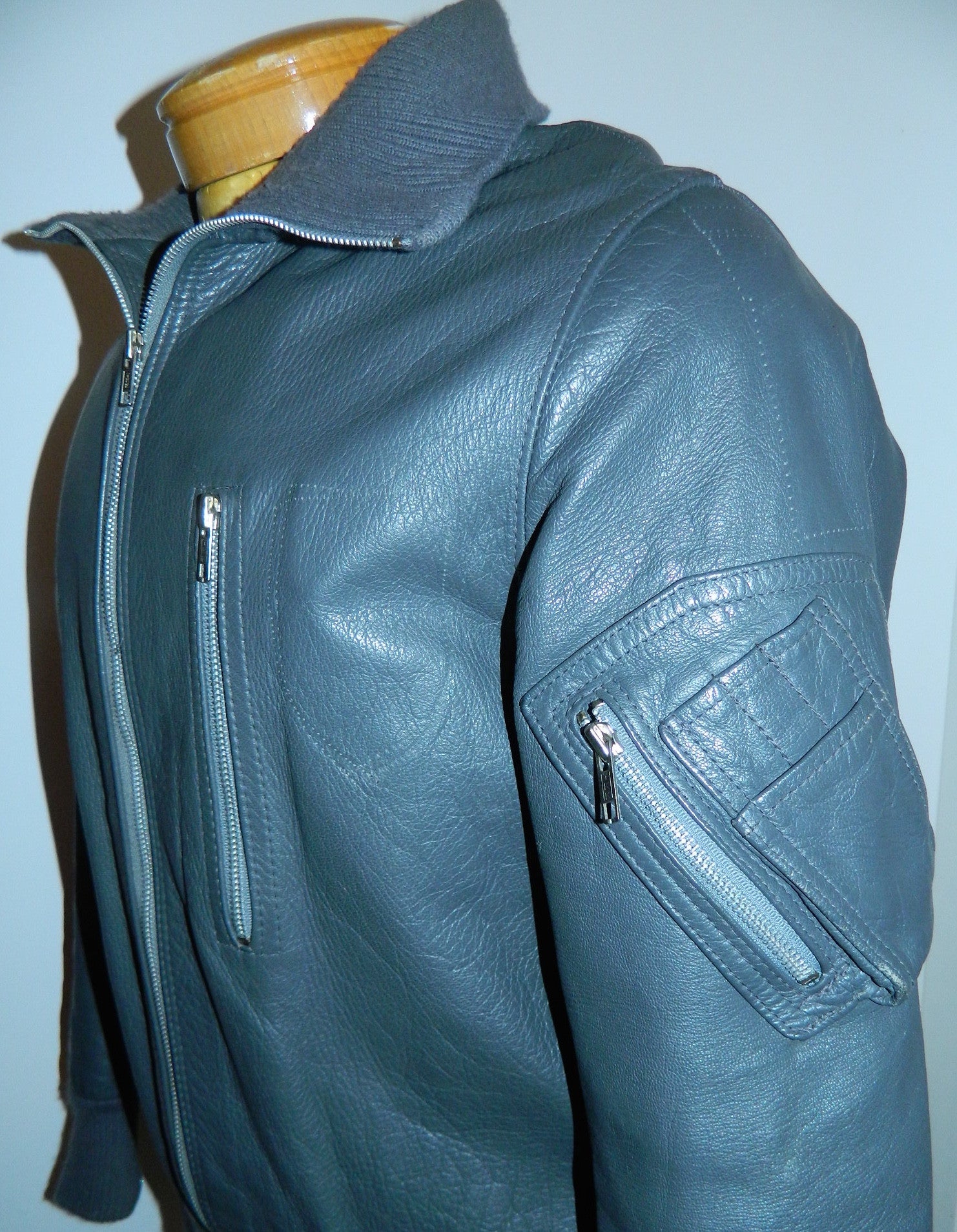 vintage 1970s German Luftwaffe leather jacket gray leather flight jacket pilot EU 50