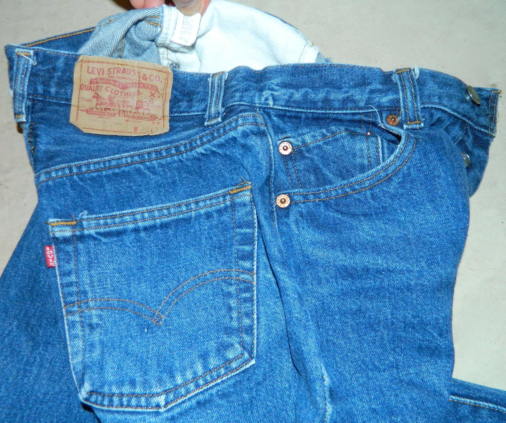 vintage 80s Levi's 501 jeans Shrink to Fit 1983 size 27
