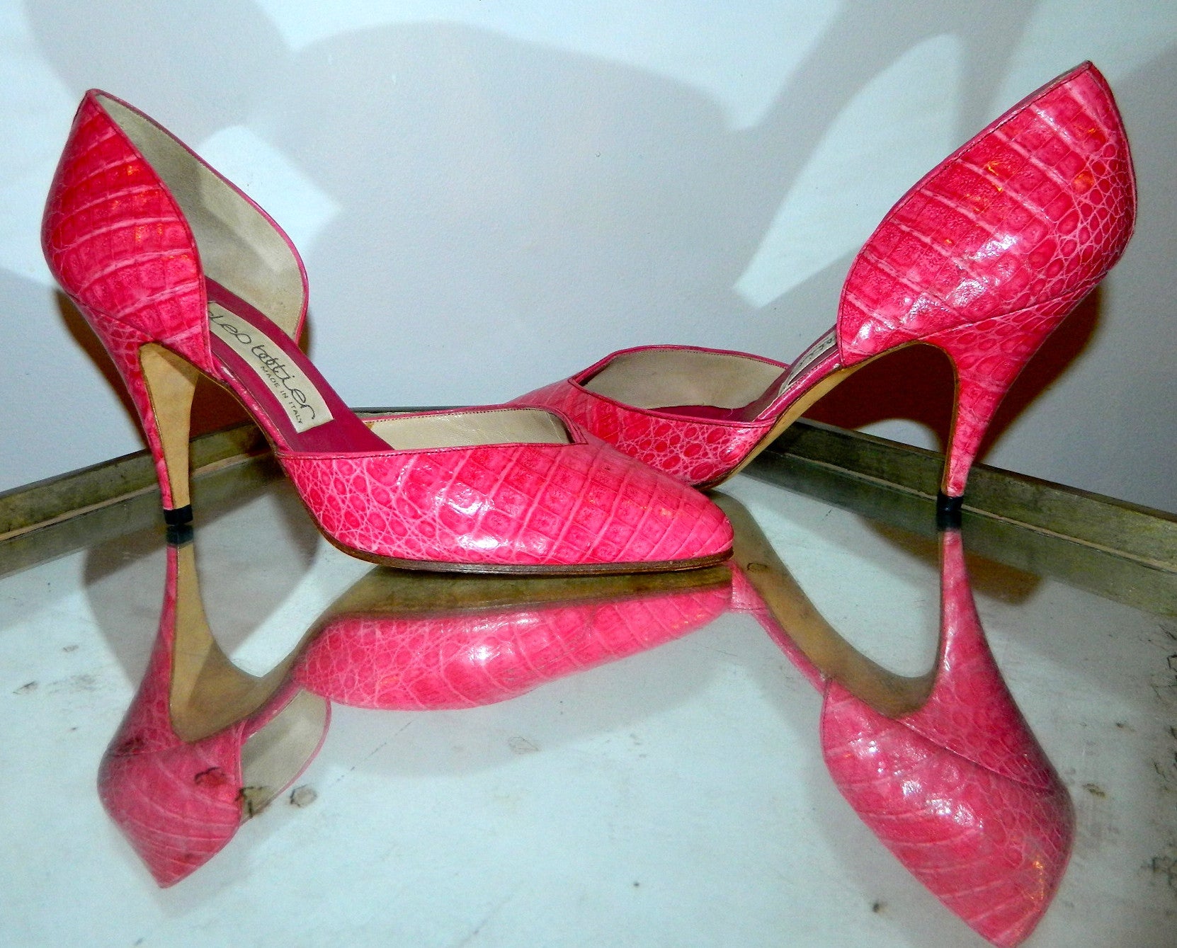 vintage 1980s hot pink ALLIGATOR heels Cleo Bottier 36 1/2 US 6.5
