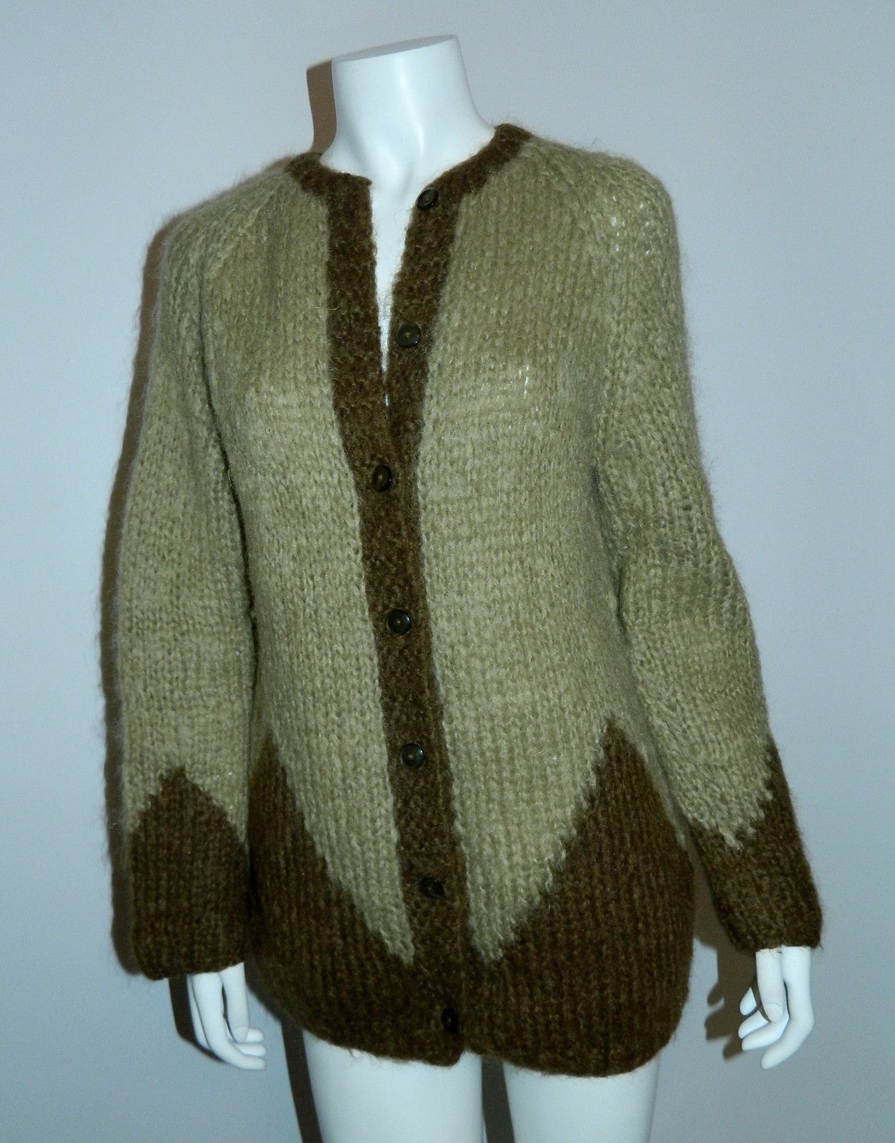 hand knit Italian mohair cardigan sweater 1960s green OS cozy chic