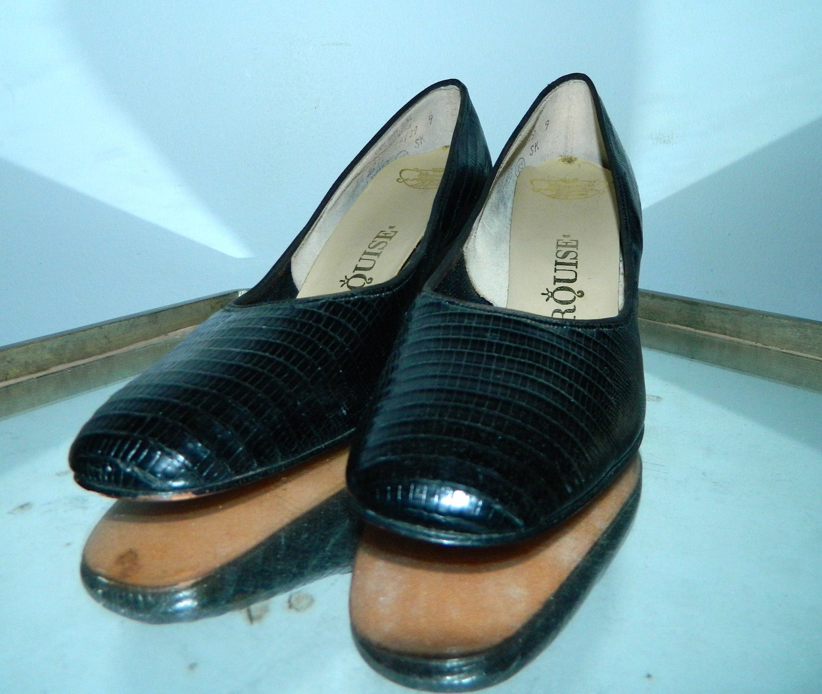 vintage 1960s black LIZARD heels shoes 7 1/2 N