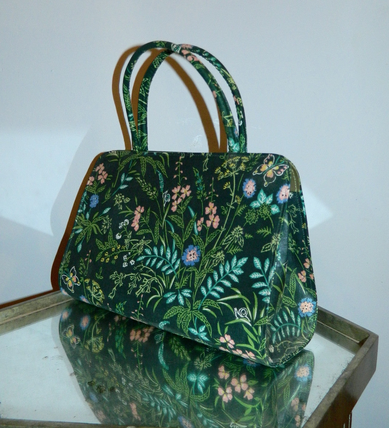 vintage 1960s handbag Margaret Smith floral purse ferns snails