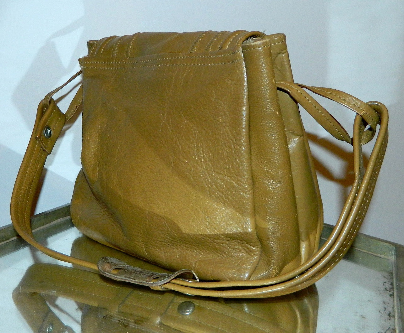 vintage 1970s olive brown SADDLE bag Brazilian leather shoulder purse