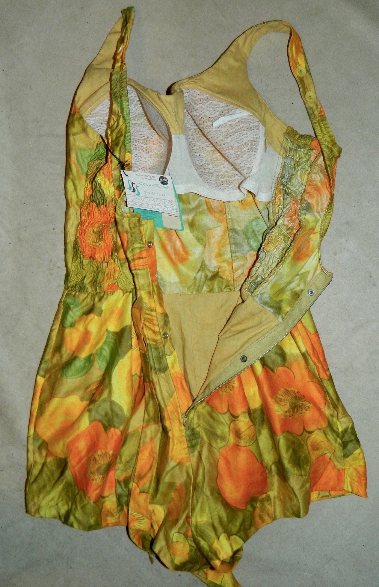 vintage 1960s floral ROMPER swimsuit / Sea Stars Sears bathing suit playsuit New With Tags 38