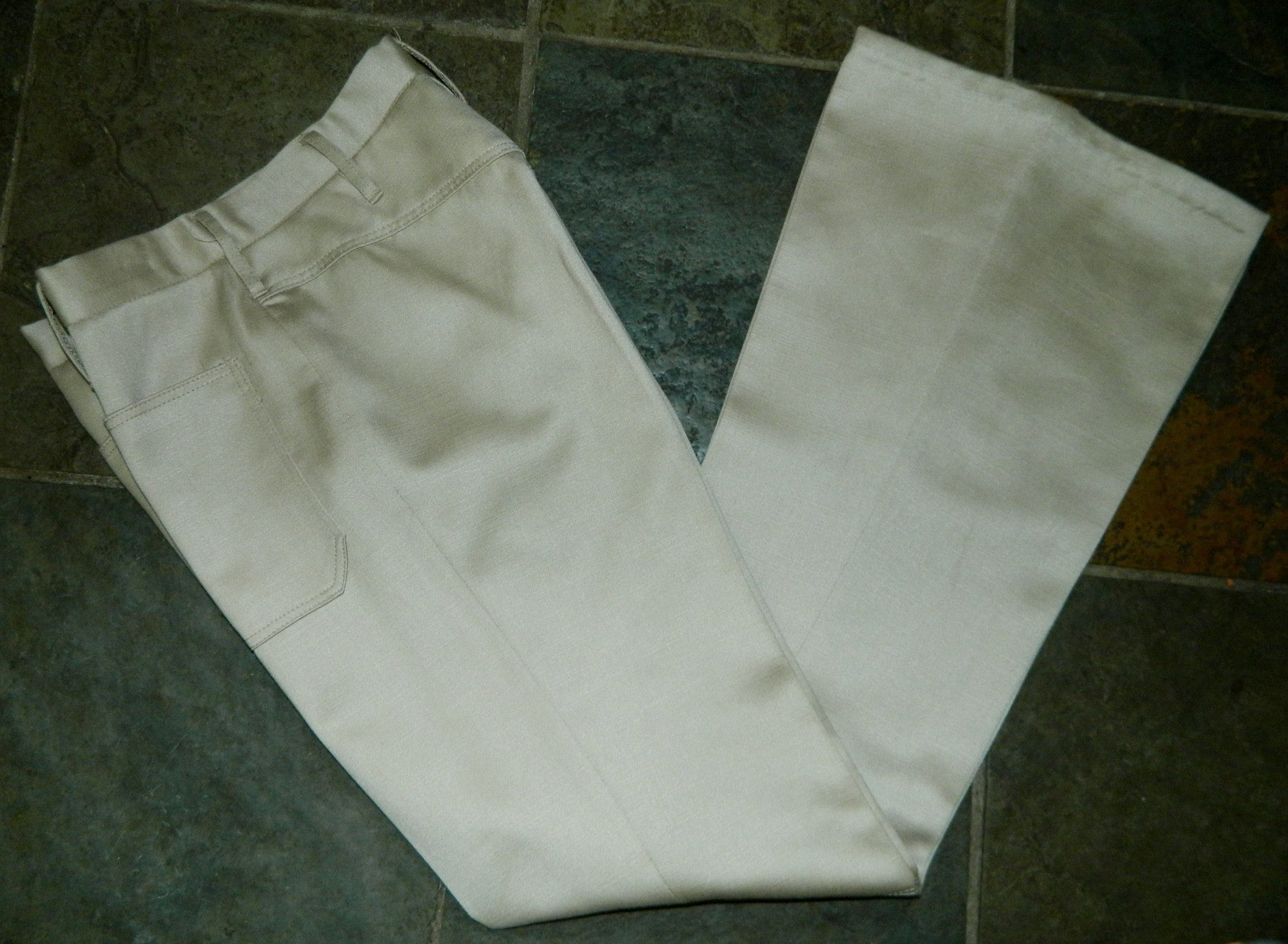 vintage 1970s beige sateen bell bottoms / sailor pants / flare leg jeans XS