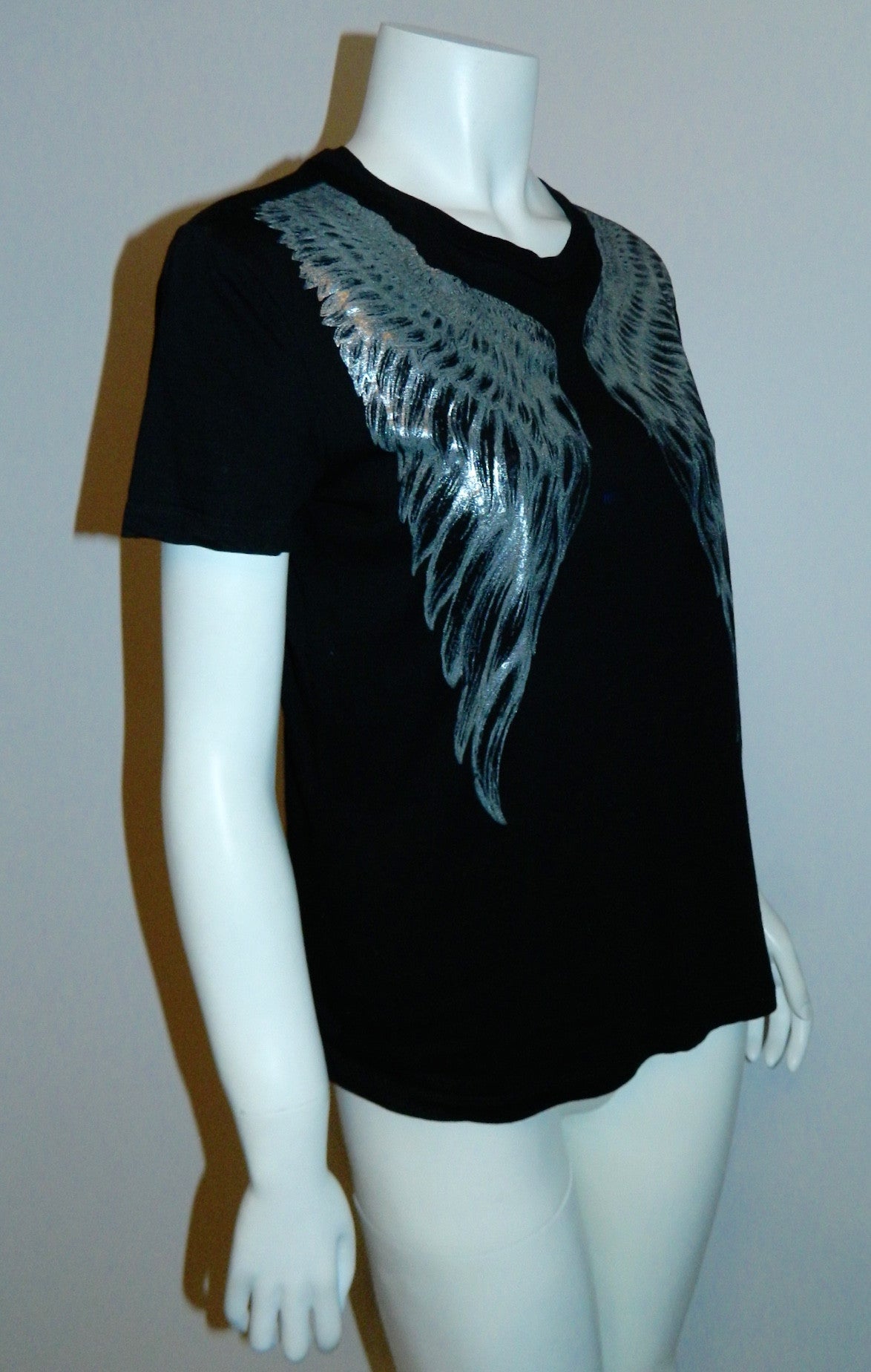 black Alexander McQueen angel wings tee shirt / silver metallic logo top 42/ US M