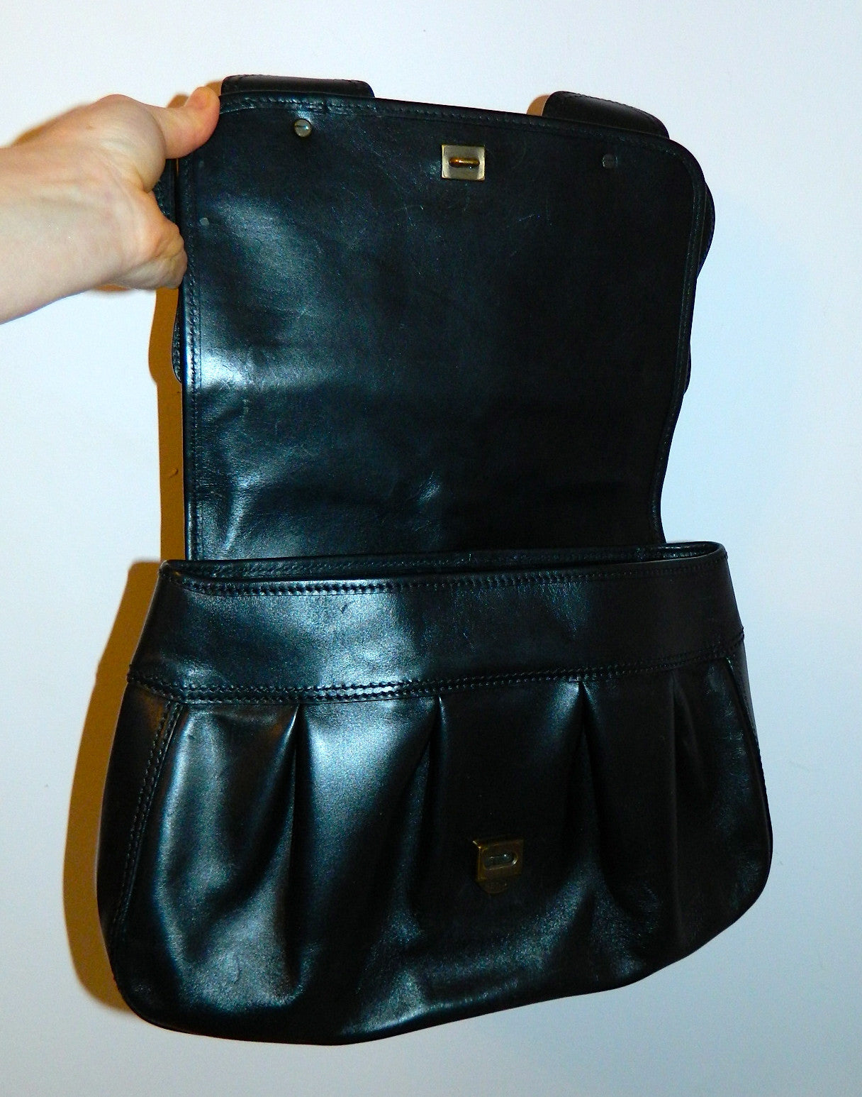 black leather FENDI B Buckle bag purse / chain straps