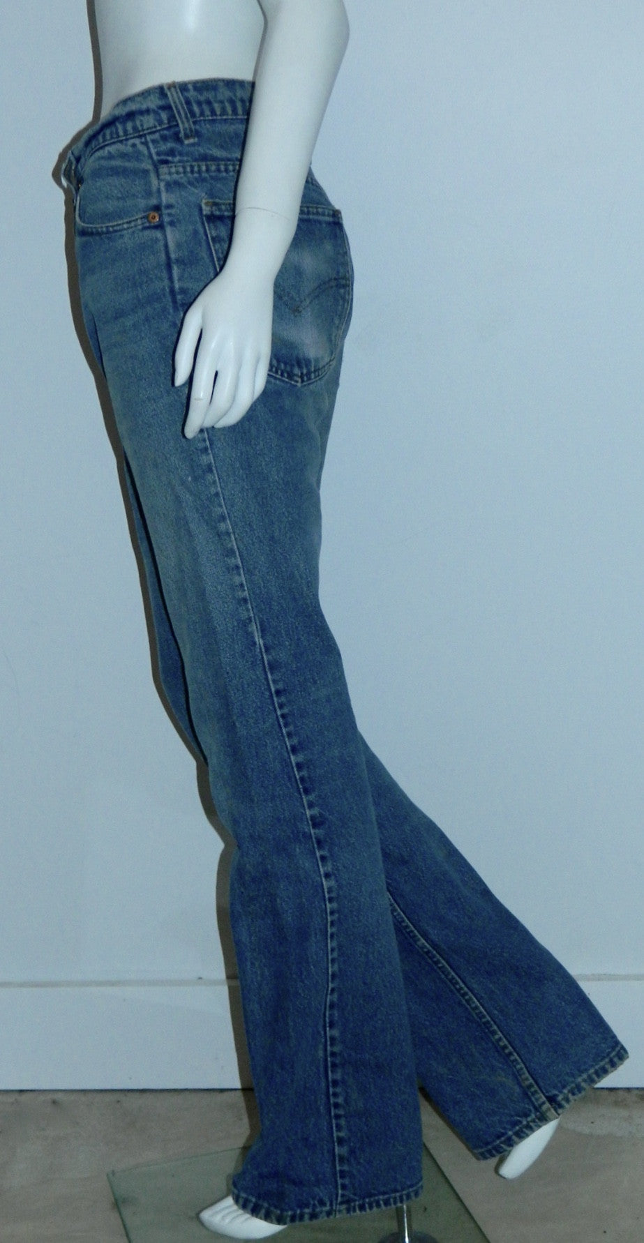 faded denim LEVI'S jeans 517 flare leg vintage 1980s boot cut jeans 31 x 36