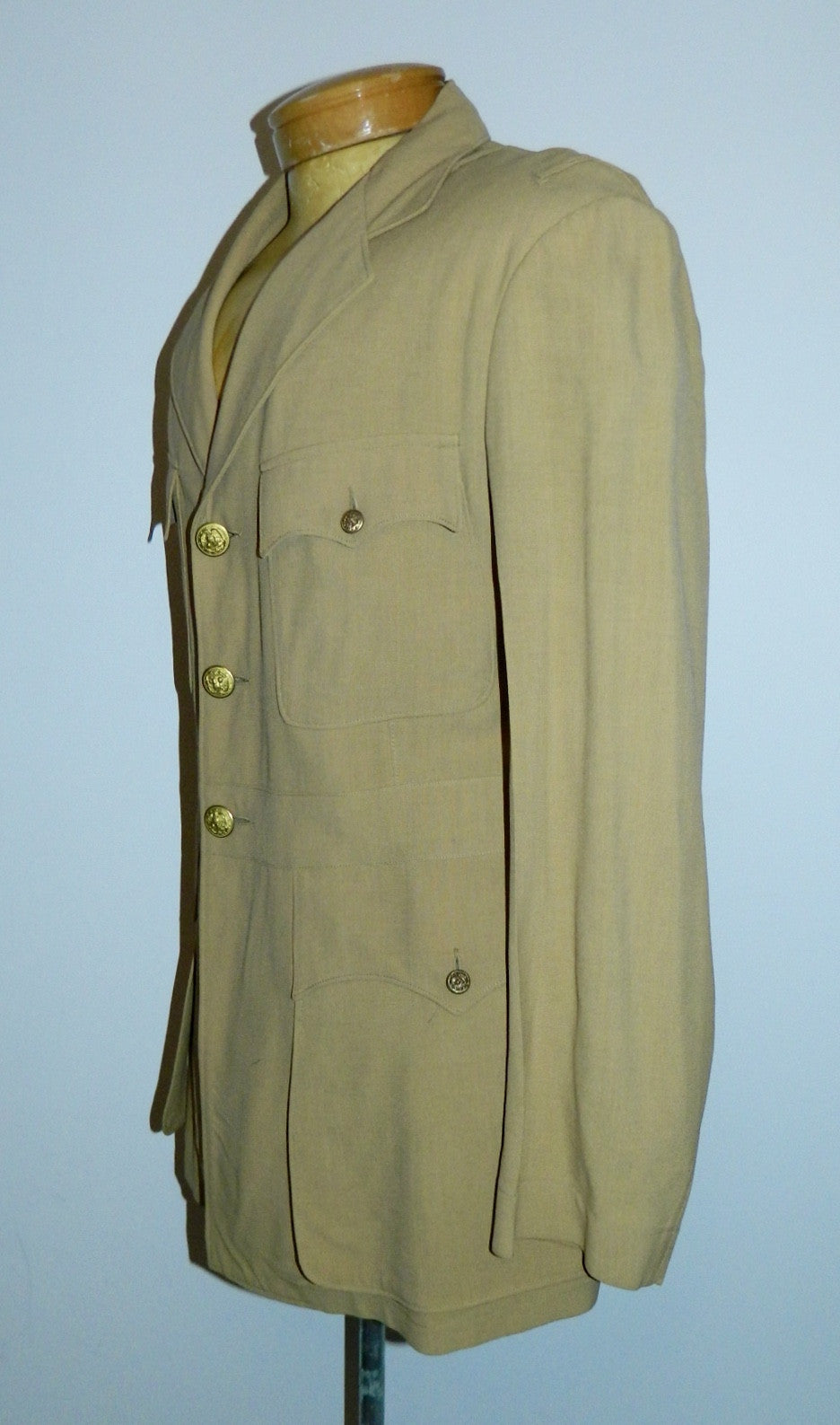 vintage WWII 1940s US Navy tan / khaki wool Summer jacket 3 button blazer tunic