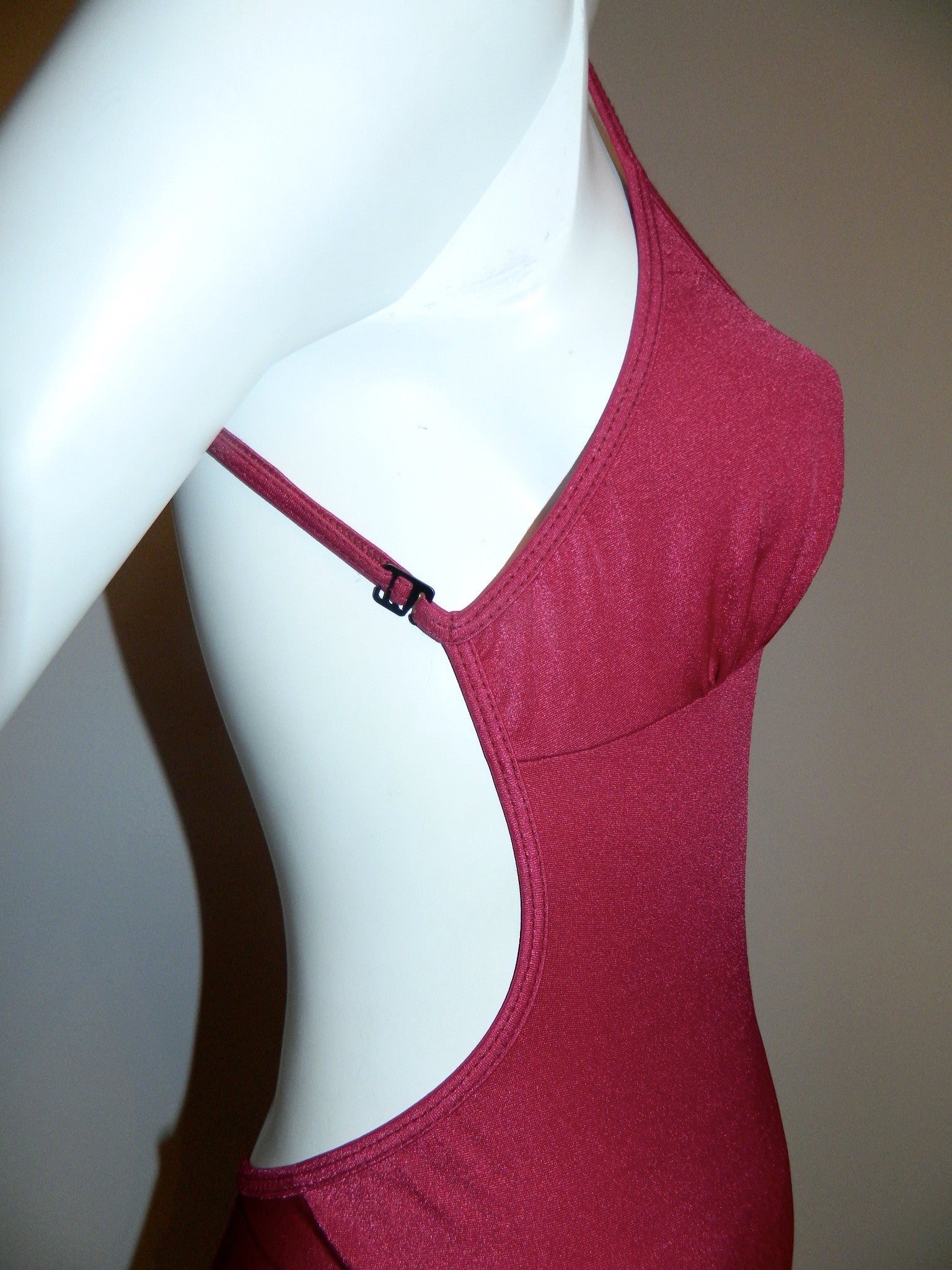 vintage 1970s swim suit raspberry halter neck cross back bathing suit XS - S