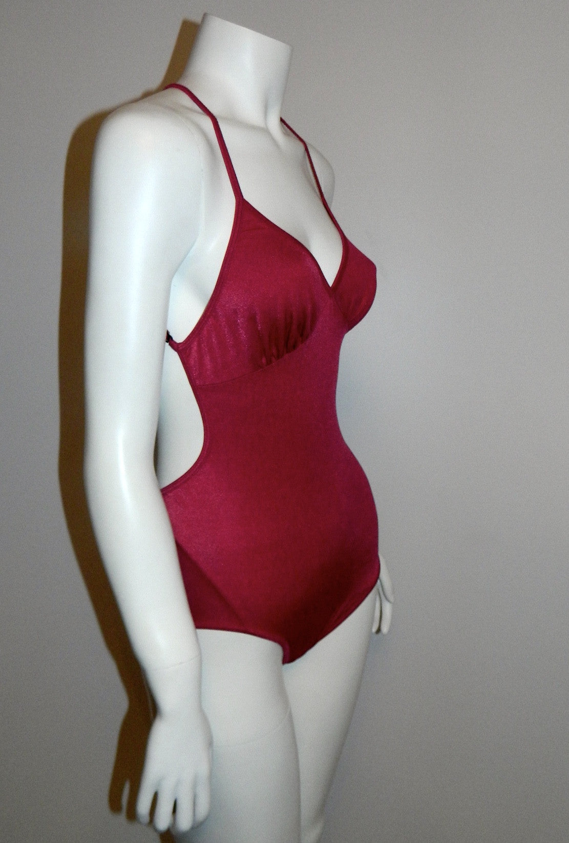 vintage 1970s swim suit raspberry halter neck cross back bathing suit XS - S