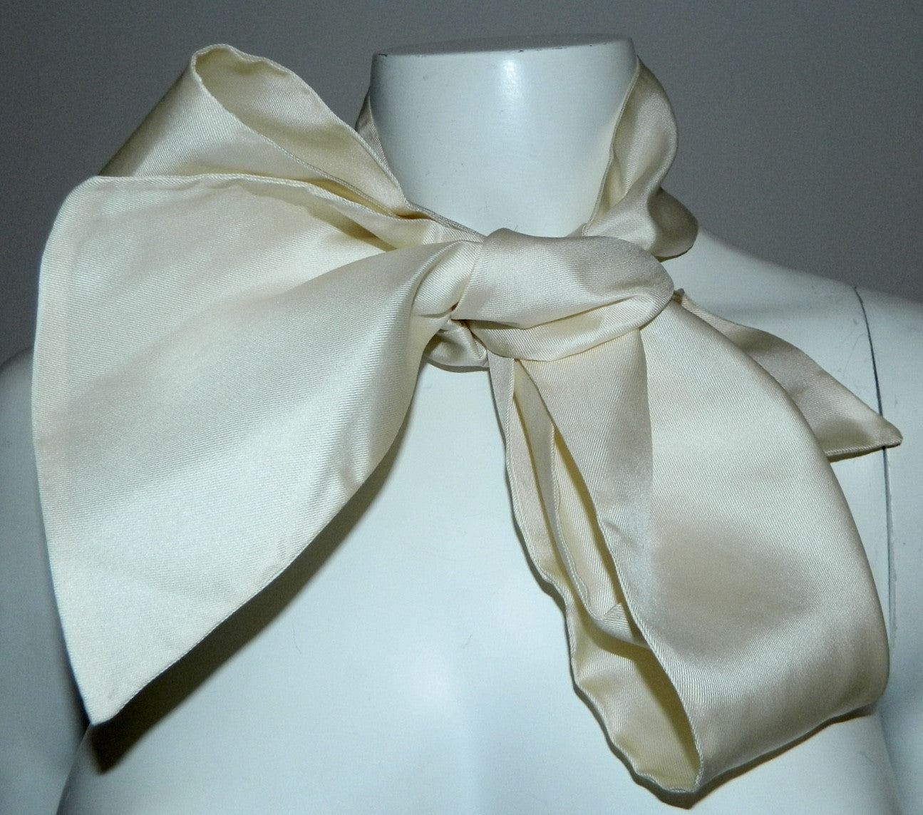 ivory silk twill scarf 1960s vintage Saks Fifth Avenue bowtie tuxedo scarf