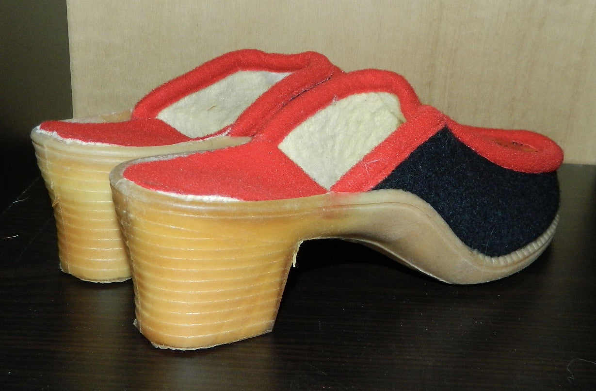 vintage 1960s wool felt clogs / floral embroidery / heels / slippers EU 37 / US 6.5 - 7