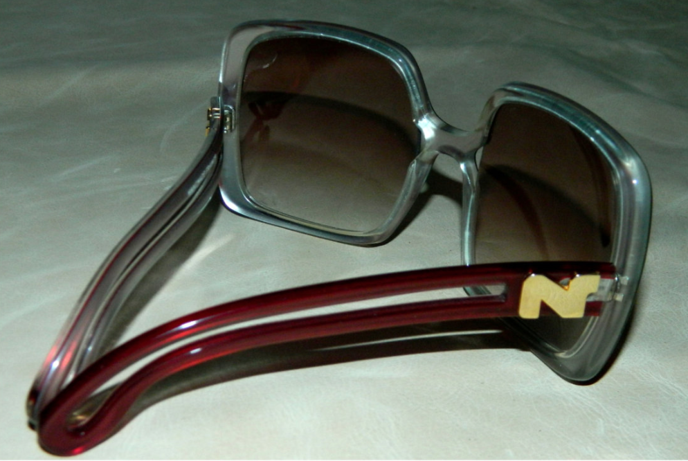 vintage 1970s sunglasses NINA RICCI PARIS oversized PLUM square frames glasses