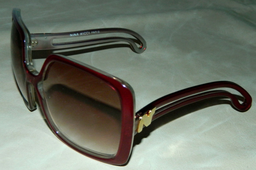 vintage 1970s sunglasses NINA RICCI PARIS oversized PLUM square frames glasses