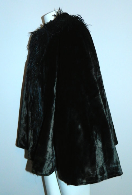 antique velvet cape Victorian capelet black 1800s monkey fur trim