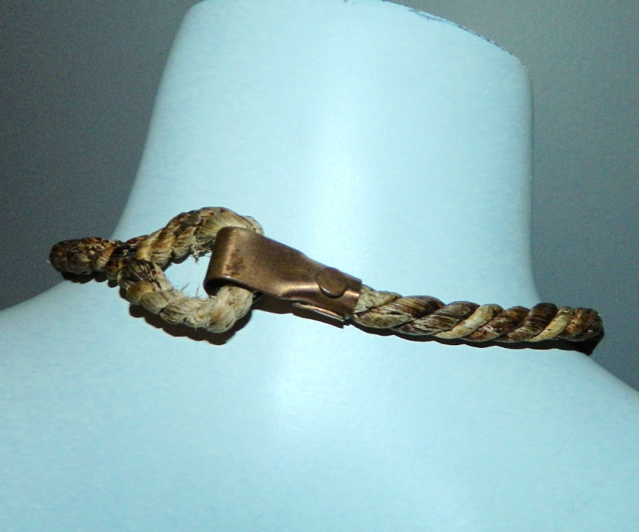 Brutalist vintage 1970s copper pendant necklace / woven rope choker