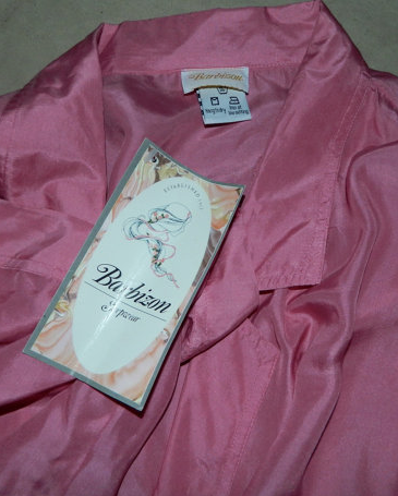 vintage 1980s pink silk robe / Barbizon bathrobe / kimono sleeve / NOS