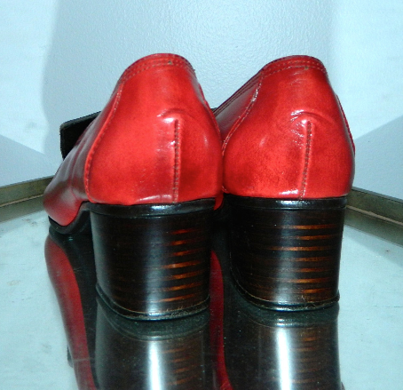 vintage 1960s heels red Pilgrim Buckle loafers MOD square toed shoes 9 N