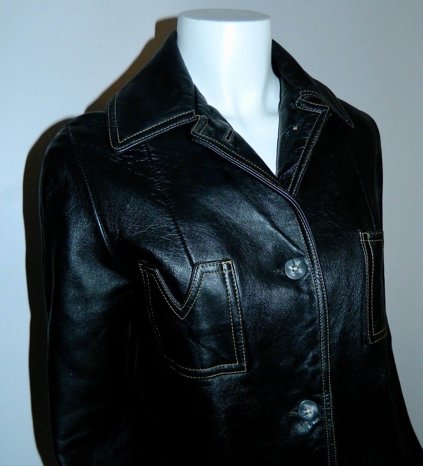 MOD vintage 1960s black leather jacket - contrast stitch S